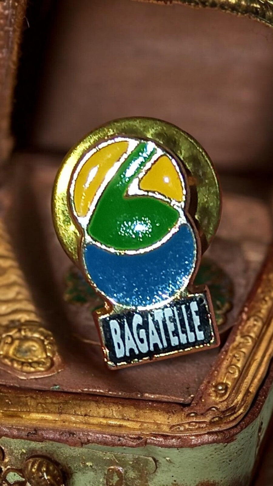 Pin's Vintage Baguatelle - Collection Rétro