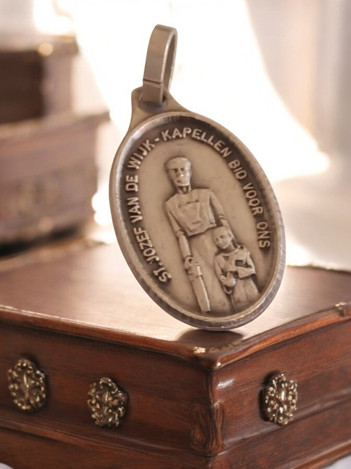 Pendentif religieux vintage St Joseph métal, médaille catholique ancienne