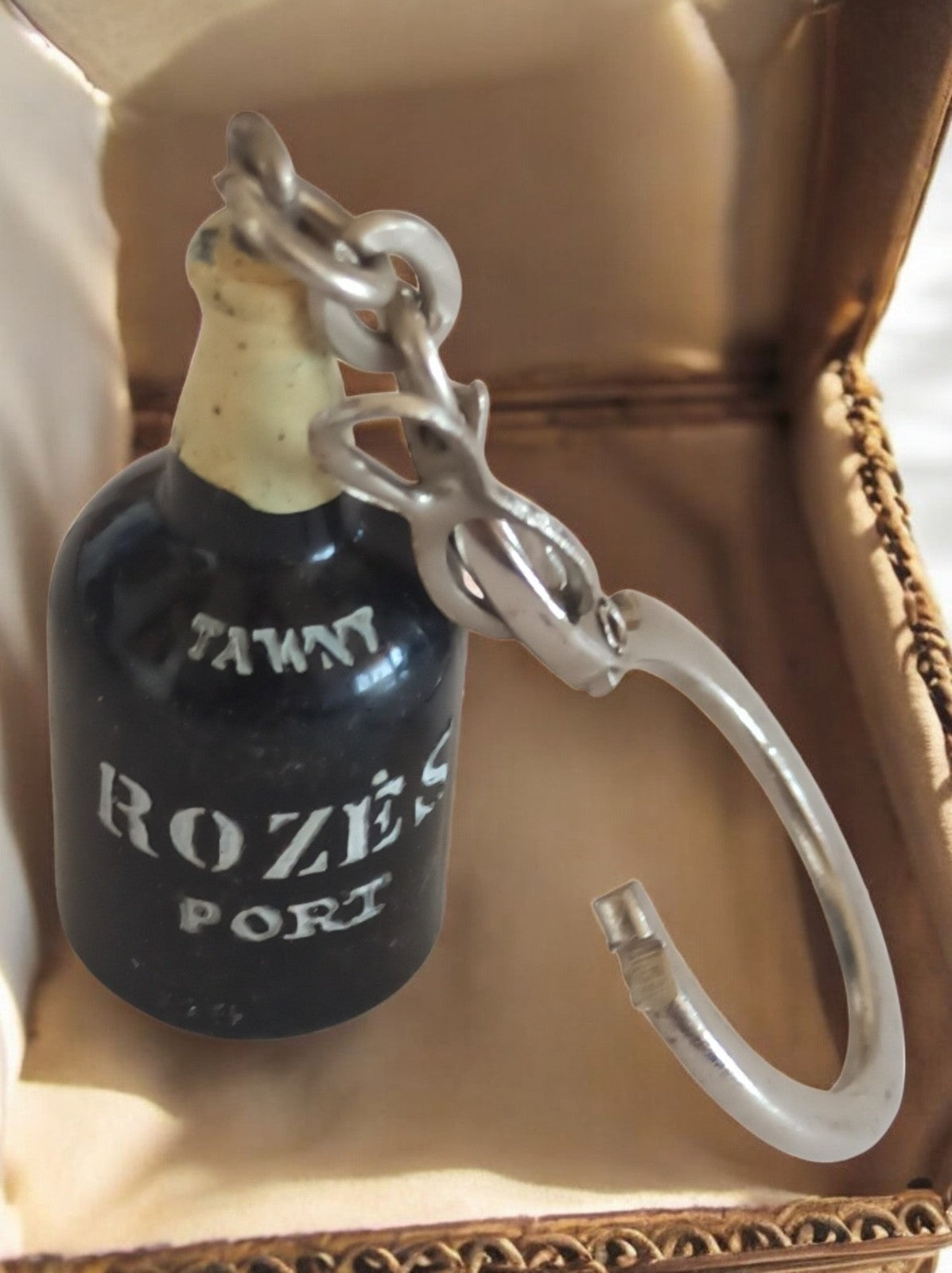 Porte-clés bouteille ROZES PORT publicitaire vintage France alcool