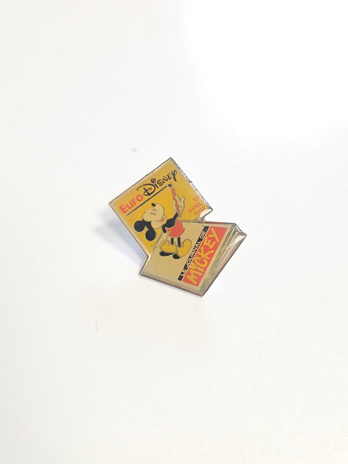 Pin's ancien Euro Disney Mickey rétro, collection vintage parc Disneyland Paris