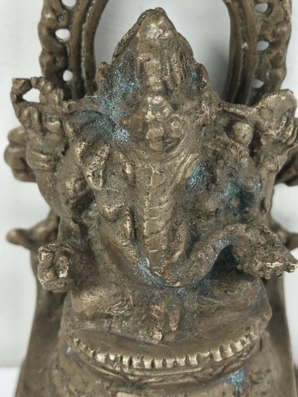 Ancienne statue Ganesh en bronze, style indien, patine d'époque, objet de collec