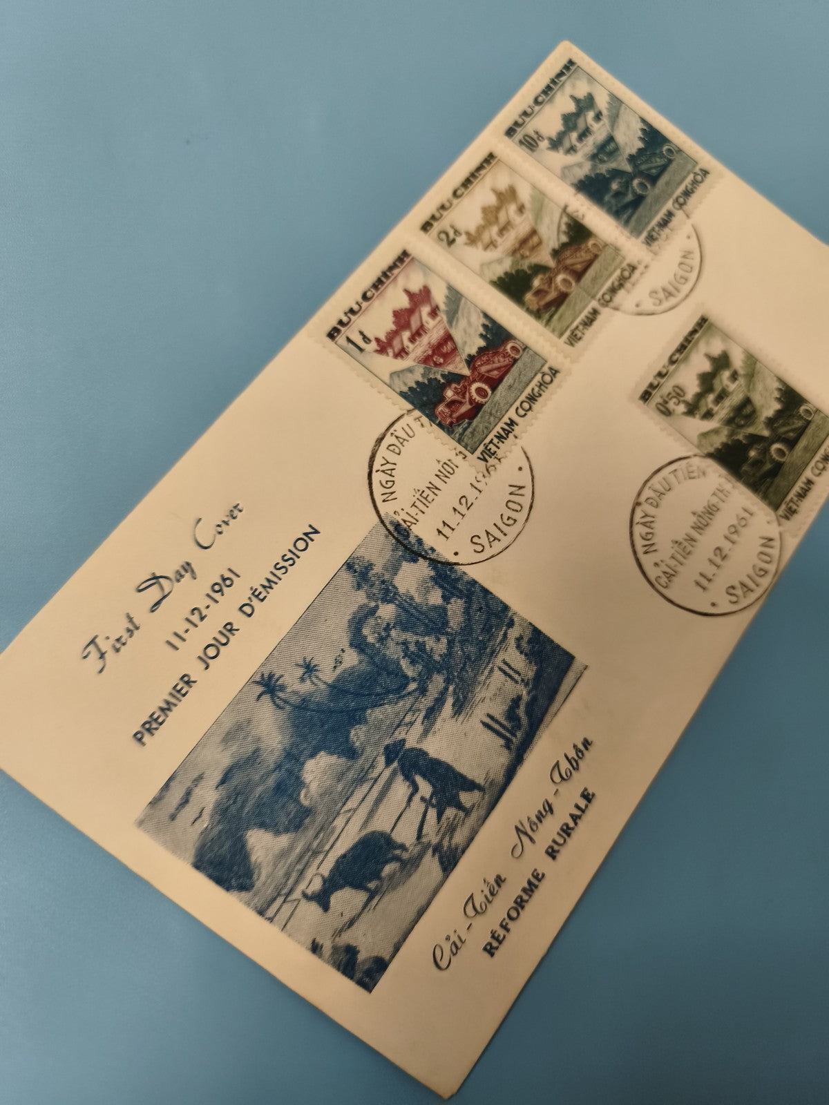 Ancienne enveloppe FDC Vietnam 1961 timbres réformes rurales cachet Saigon