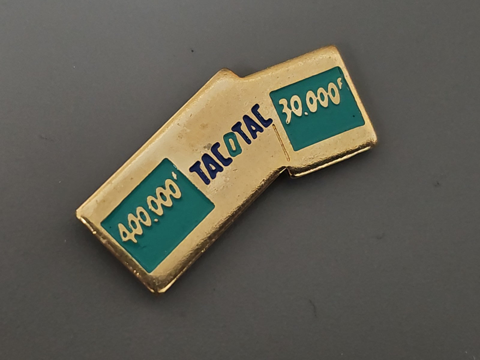 Pin's rétro ancien Tacotac ? Badge vintage original pour collectionneur