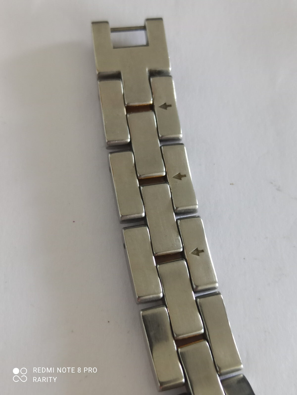 Montre femme Lotus quartz vintage, bracelet bicolore, cadran carré élégant