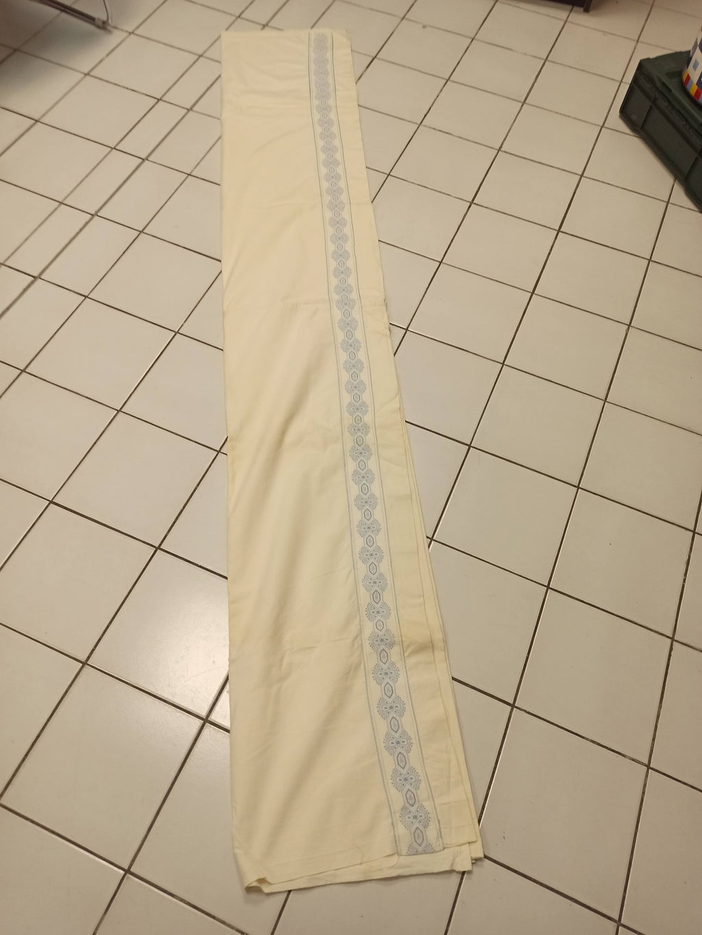 Rare drap de lit ancien brodé ancres fin XIXe vintage rétro collection linge