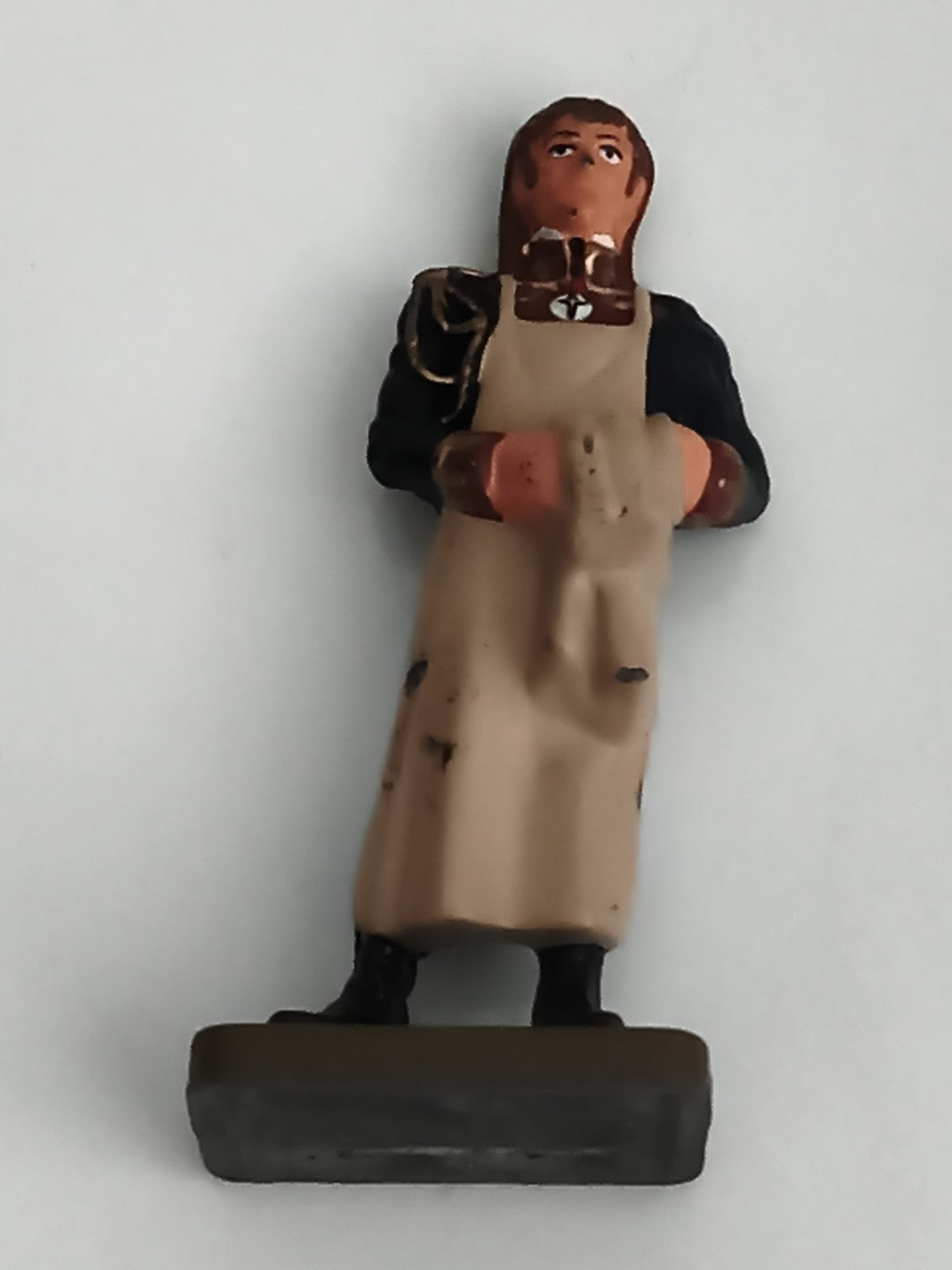 Figurine ancienne en plomb homme tablier peint à la main vintage déco