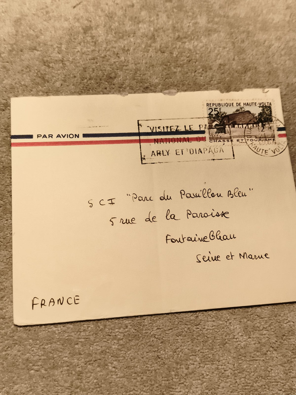 Lettre affranchie Haute-Volta 25f timbre Arly Diapaga avion philatélie France