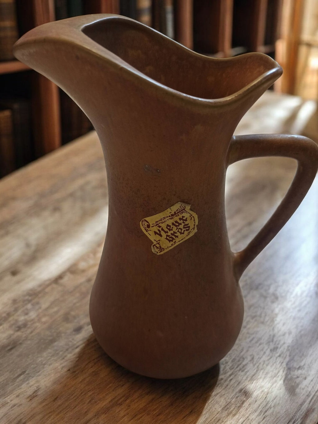 Pichet ancien en grès signé V. LACRE BRES, vintage déco rétro