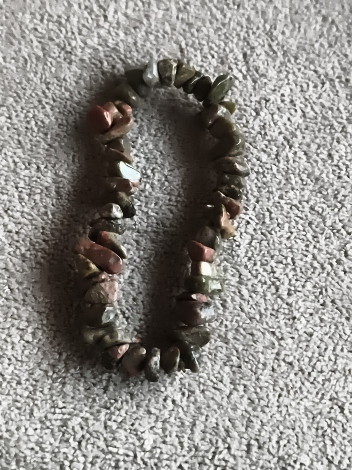 Bracelet pierres naturelles multicolores élastique chips minéraux fantaisie