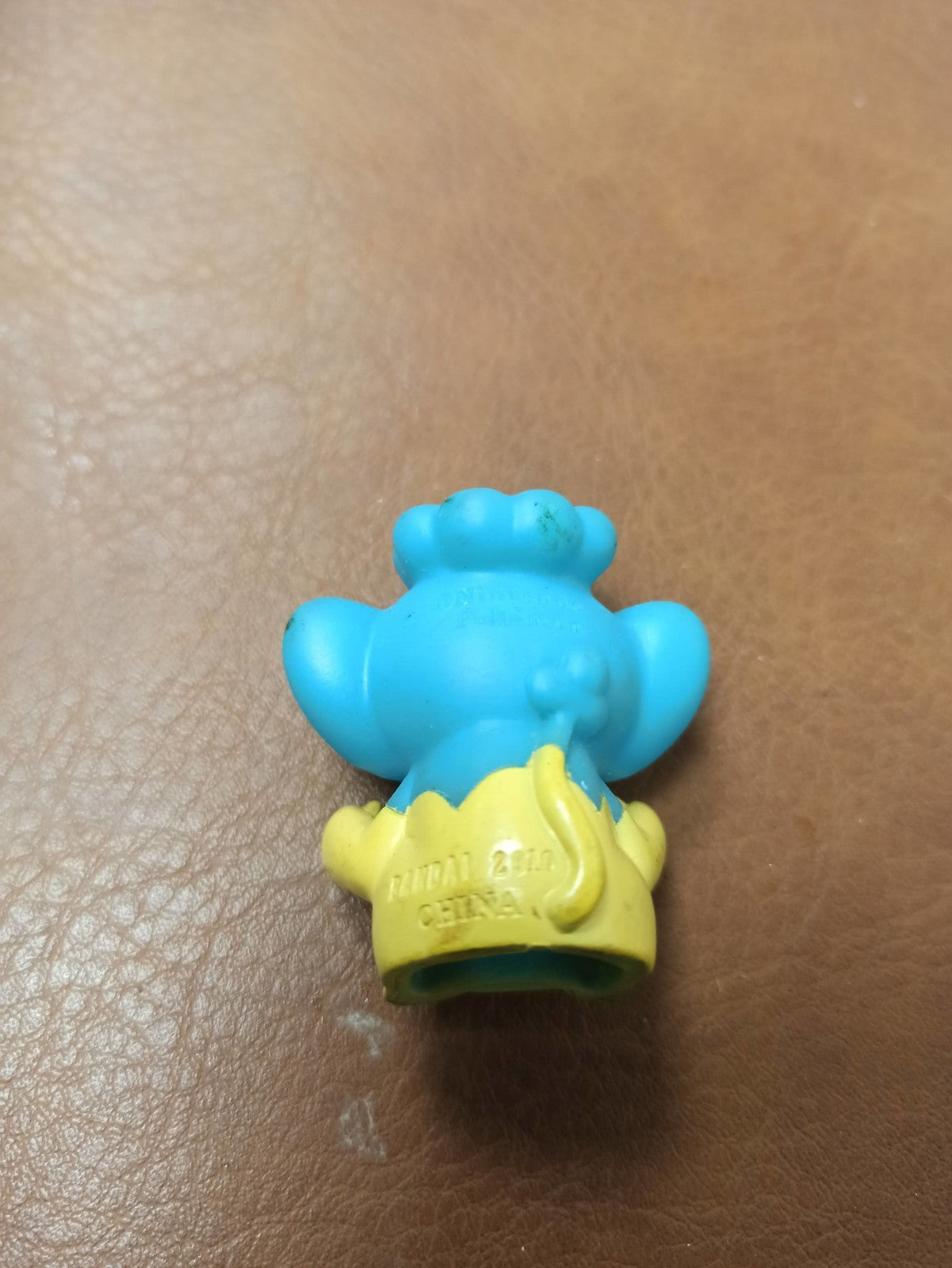 Figurine Pokémon vintage Panpour jouet ancien bleu jaune rétro déco