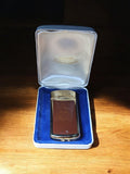 Briquet vintage Audinet St Rémy de Provence étui bleu, allumeur rétro ancien