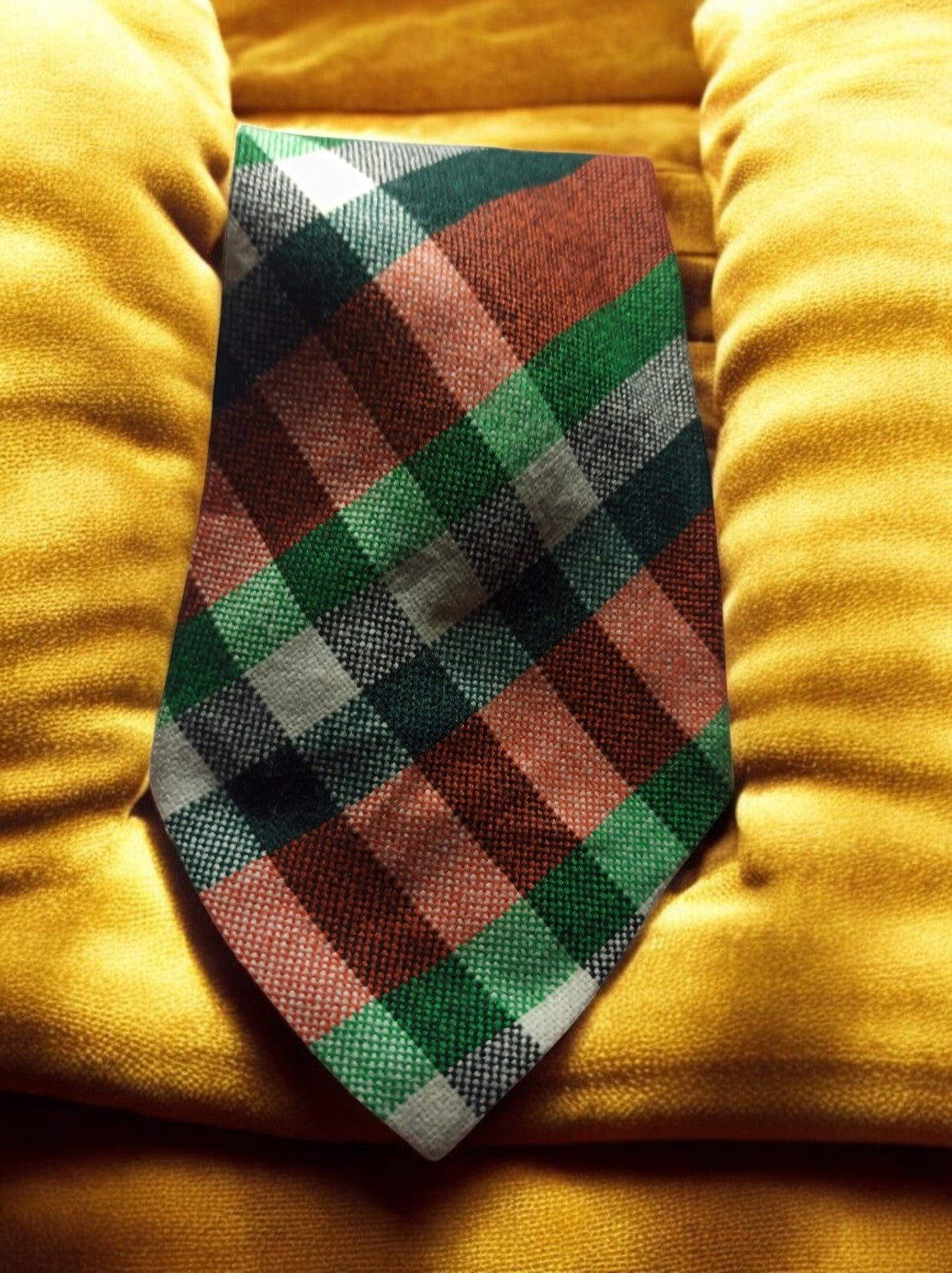 Cravate vintage en soie à carreaux multicolores style années 70 homme