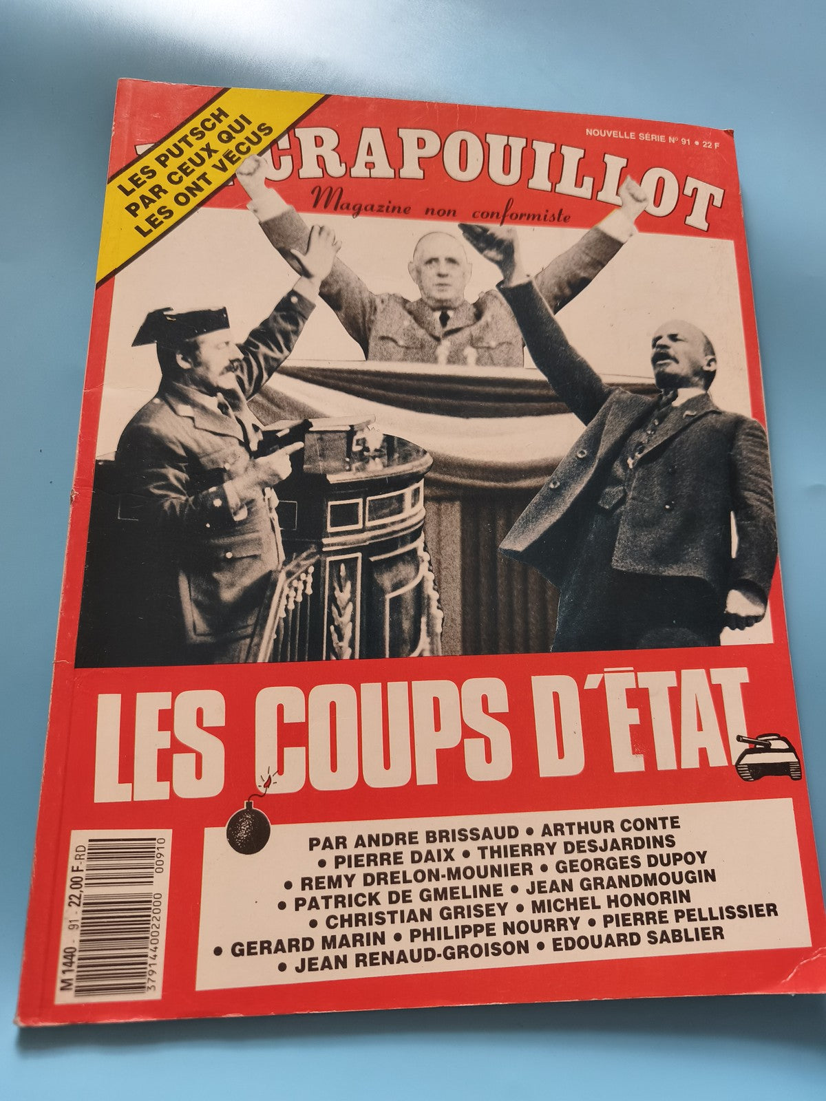 Magazine vintage Les Crapouillots ancien numéro presse rétro collection France