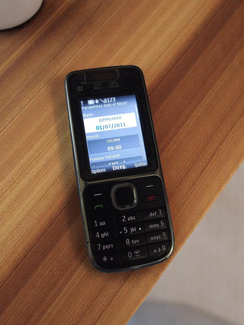Téléphone Nokia vintage fonctionnel noir clavier SMS sans chargeur rétro