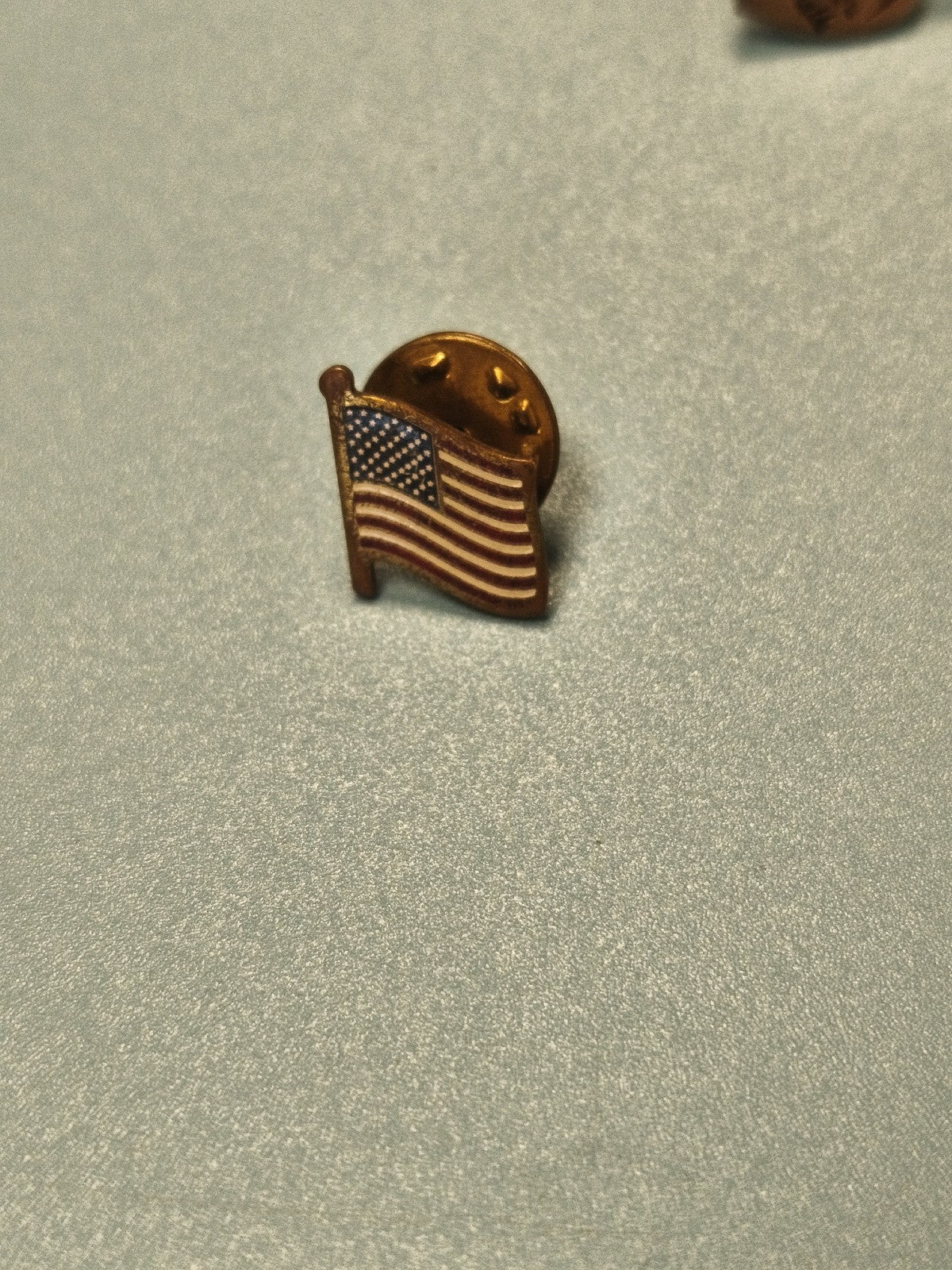 Vintage pin's drapeau USA émaillé ? Collection patriotique ancien (Ref 12)
