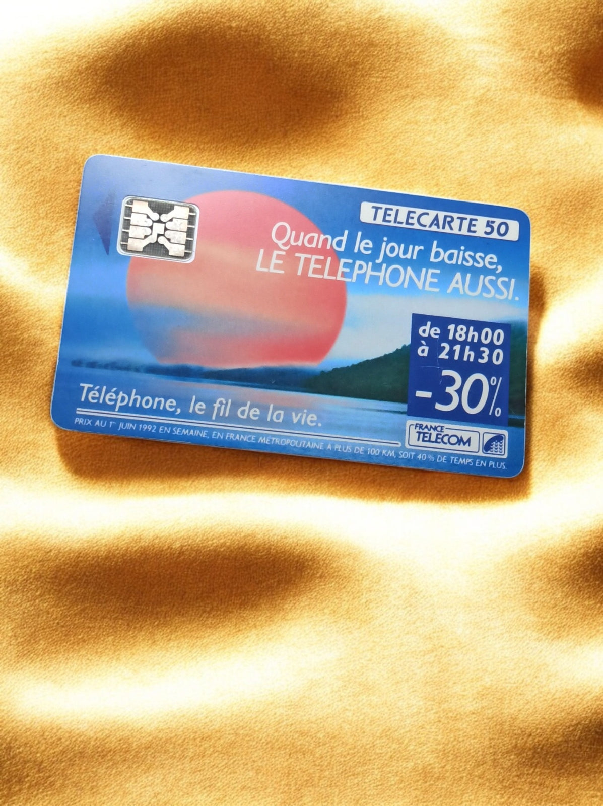 Carte Téléphonique Vintage - Objet de Collection Rétro