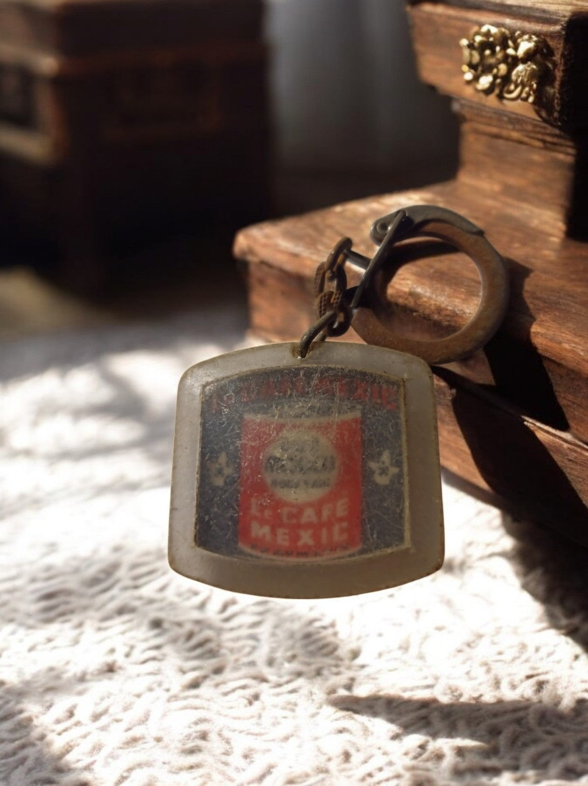Porte-clés publicitaire Café Mexic vintage ancien, plaque translucide rétro