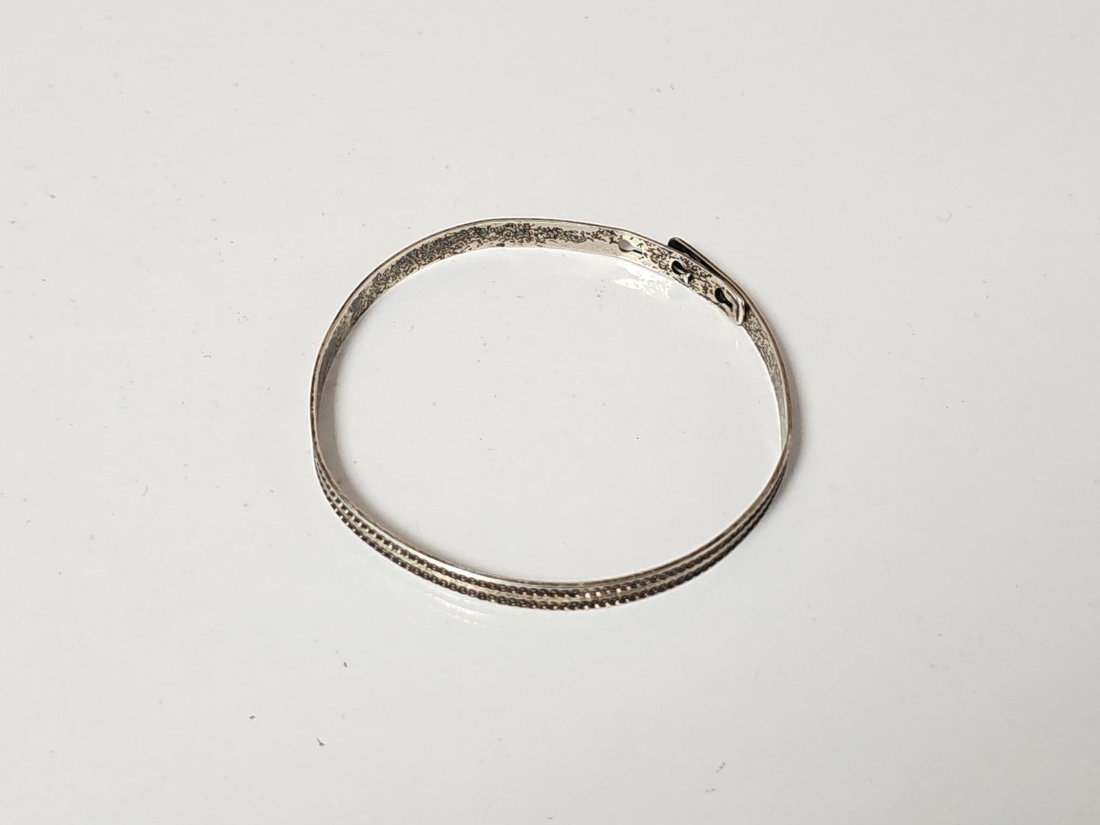 Bracelet ethnique ancien vintage, bijou rétro authentique pour collectionneur