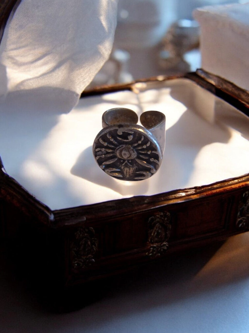 Bague vintage plaquée argent motif soleil taille 49 anneau ouvert rétro