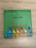 Vinyle 45 tours Patrick Hernandez Born To Be Alive pochette verte multicolore