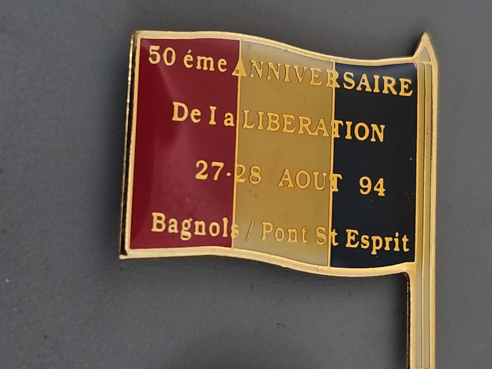 Pin's vintage ancien 50e anniversaire Libération, commémoratif collection France