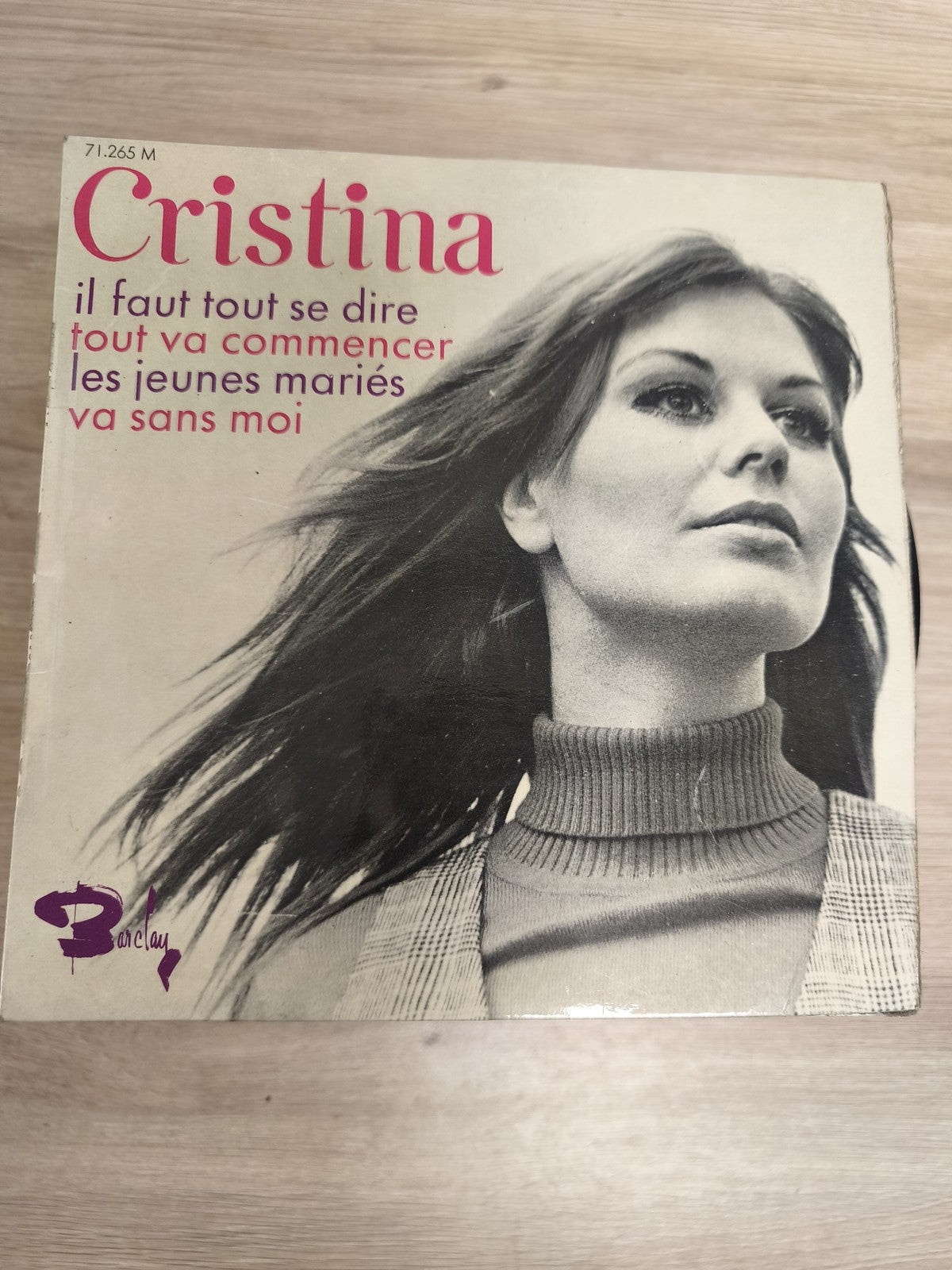 Vinyle 45 tours Cristina Barclay ? Il faut tout se dire + 3 titres ? Pochette ph