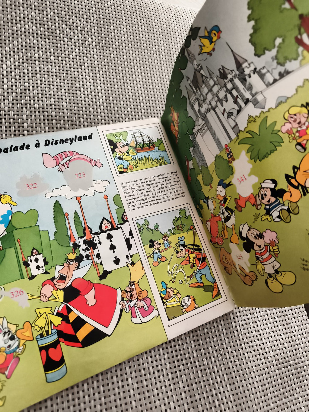 Album Panini Mickey Story ancien vintage Disney figurines Le Journal de Mickey