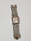 Montre Guess pour femme élégante, accessoire mode occasion, montre-bracelet Gues