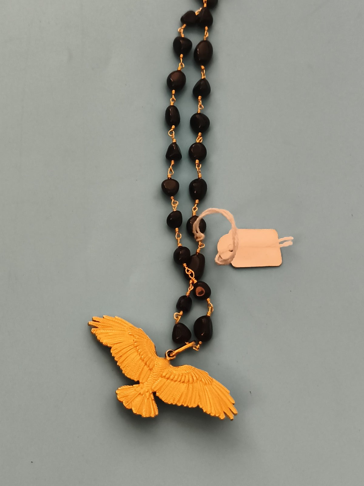 Collier ancien perles noires pendentif oiseau doré vintage fantaisie