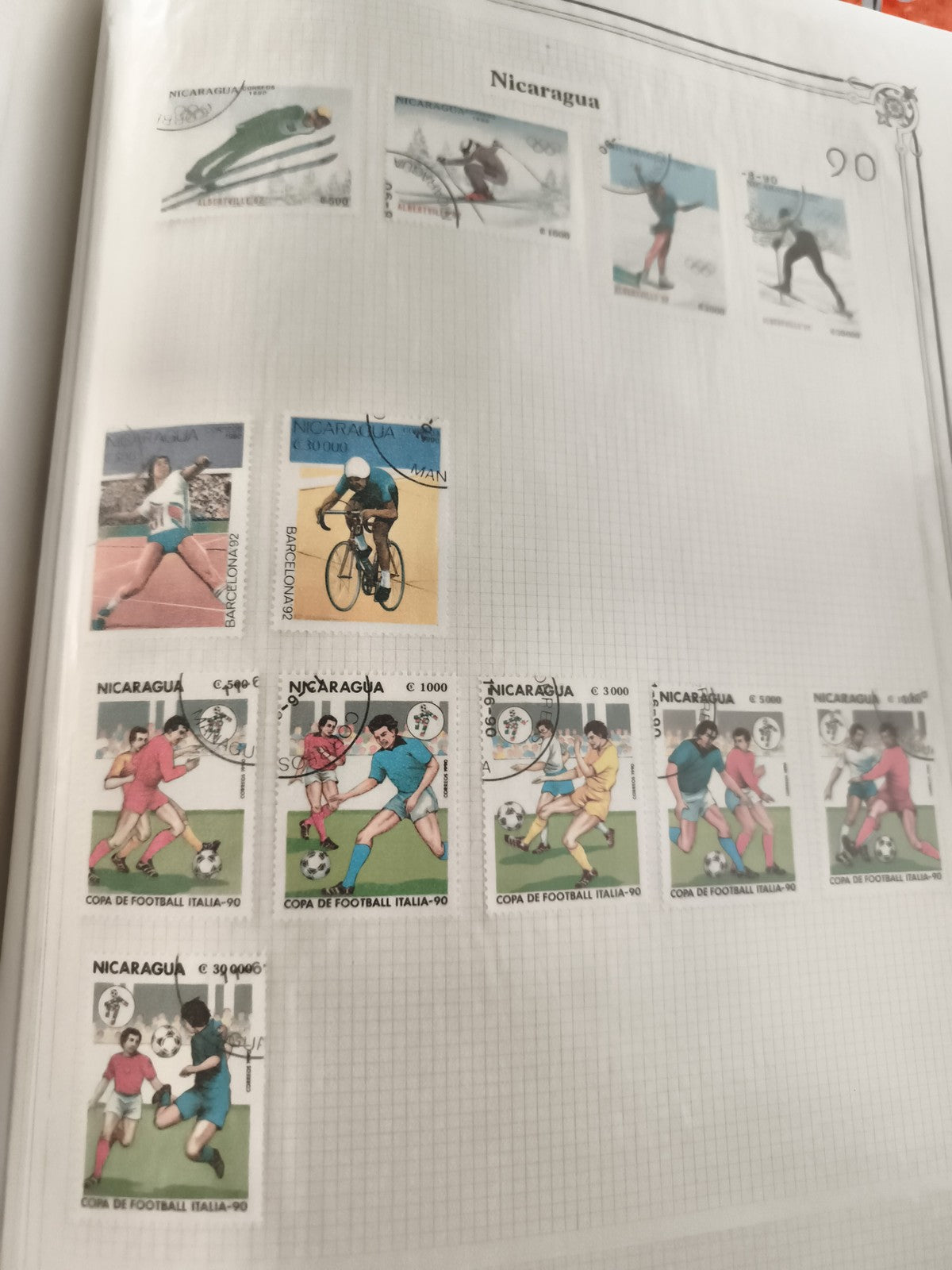 Timbres anciens Nicaragua sport foot Italia 90 JO Barcelone oblitérés vintage