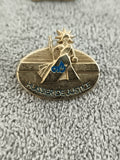 Pin's Huissier de Justice vintage, insigne CNHJ doré, badge ancien métier