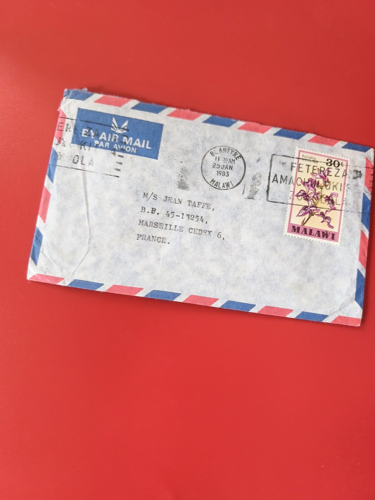 Enveloppe philatélie affranchie Malawi Air Mail bleu blanc rouge timbre fleur