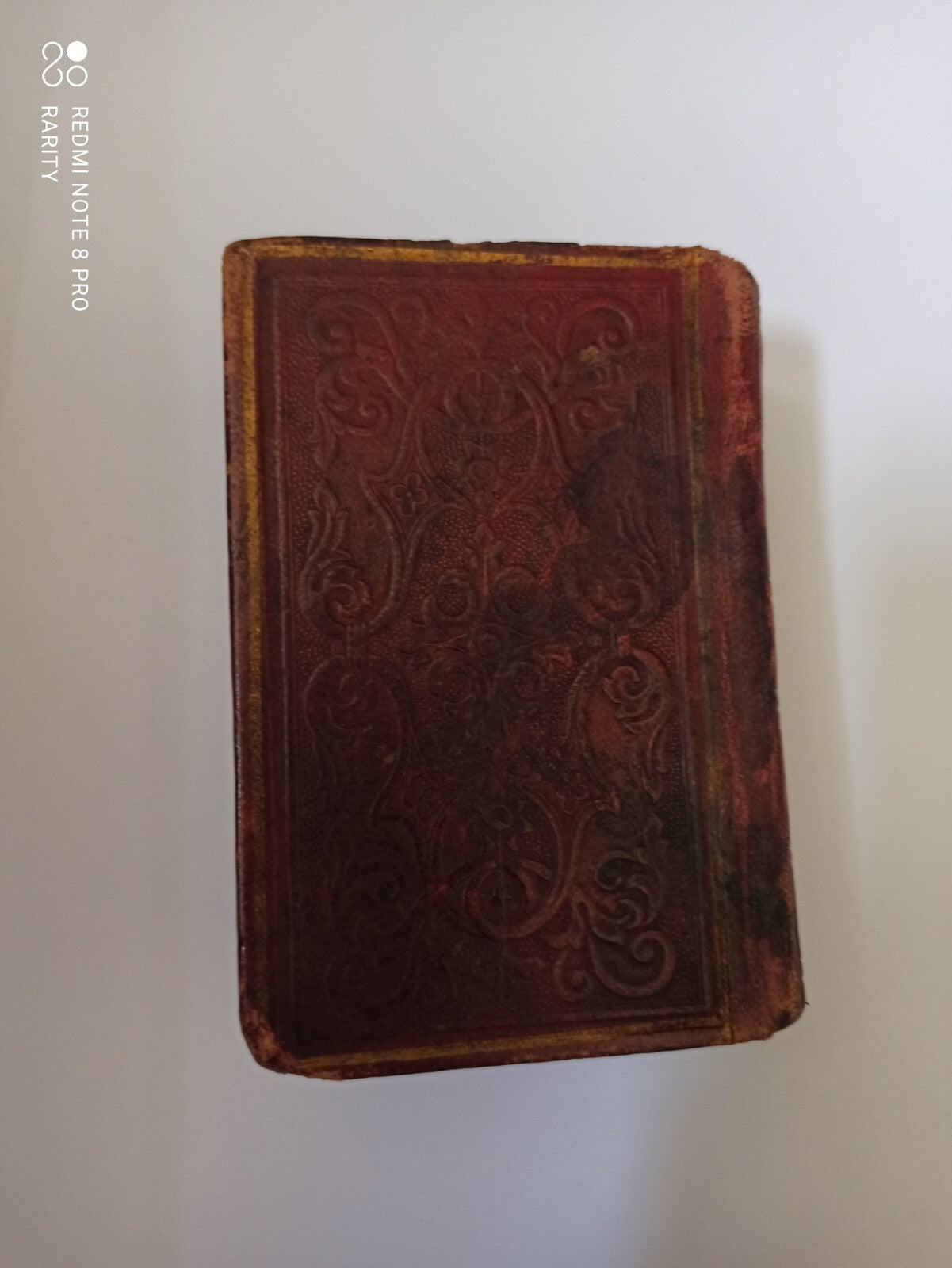 Livre ancien Nouveau Testament latin 1843 reliure rouge dorée rare