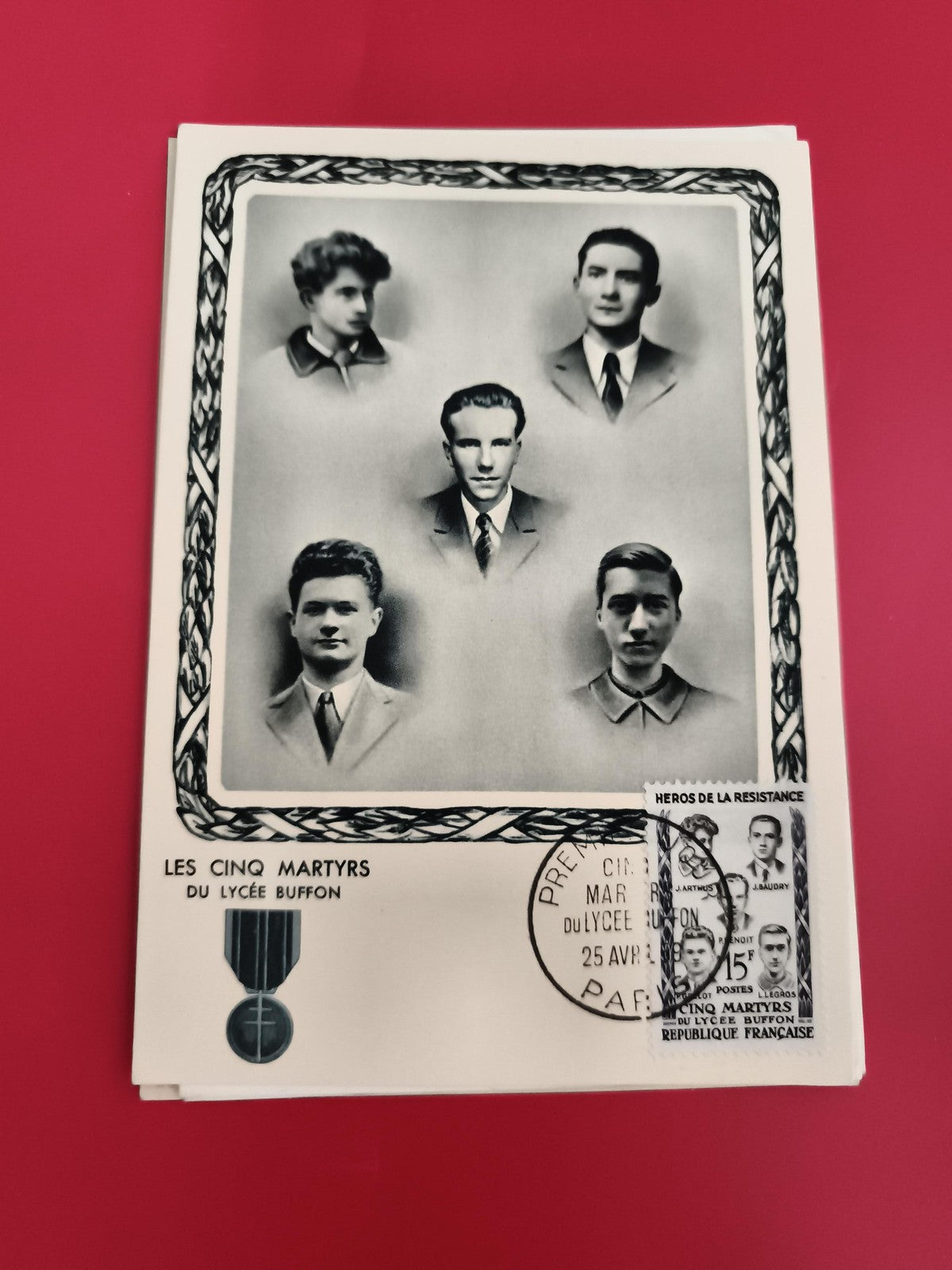 Carte postale timbrée Les Cinq Martyrs Lycée Buffon Héros Résistance Philatélie