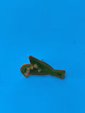 Pin's vintage fleur muguet émaillé vert blanc ancien collection déco (Ref 8)