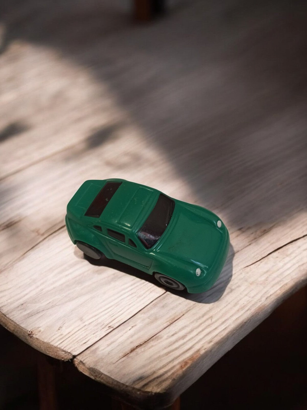 Voiture miniature Mattel verte vintage rétro ancienne jouet d'occasion