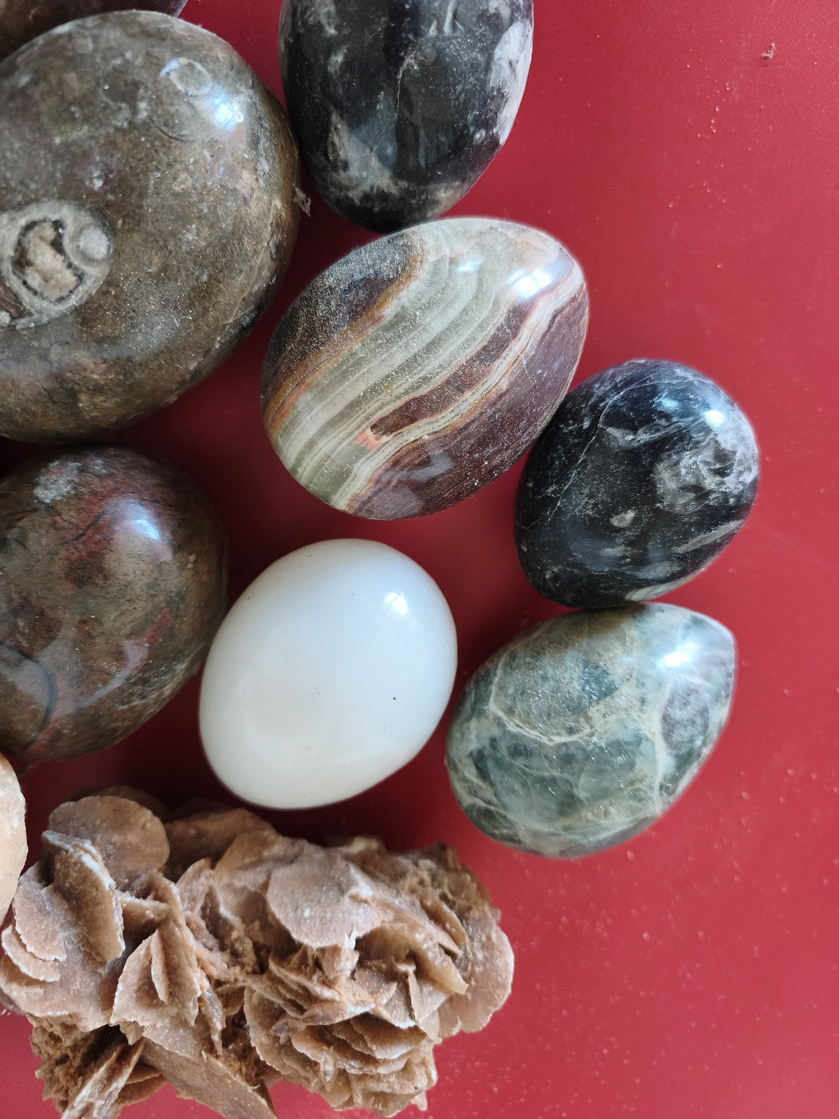 Lot vintage d??ufs anciens en pierres naturelles labradorite jaspe collection dé