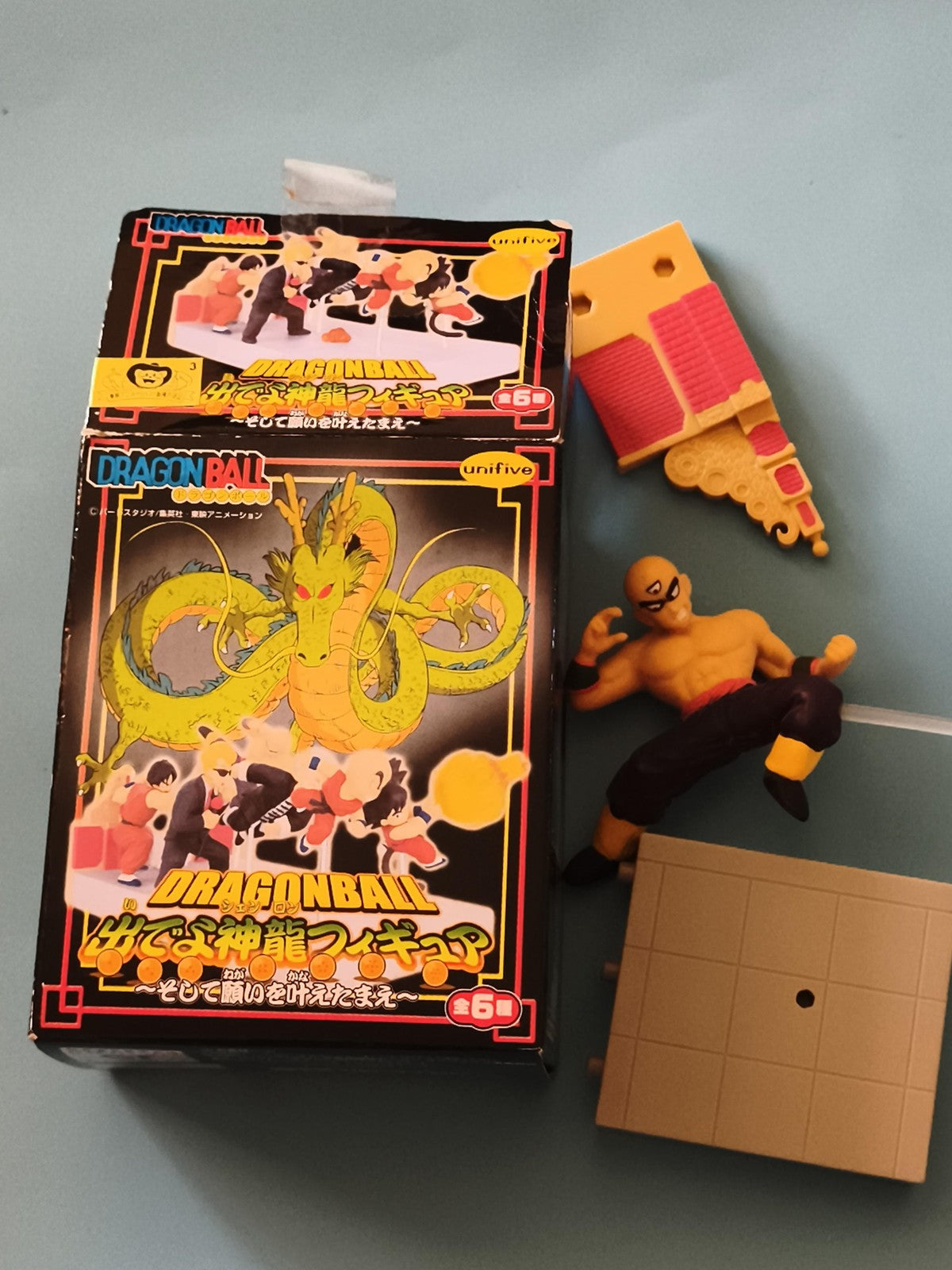 Figurine Dragon Ball Z Unifive + boîte, Ten Shin Han, décor tournoi, anime