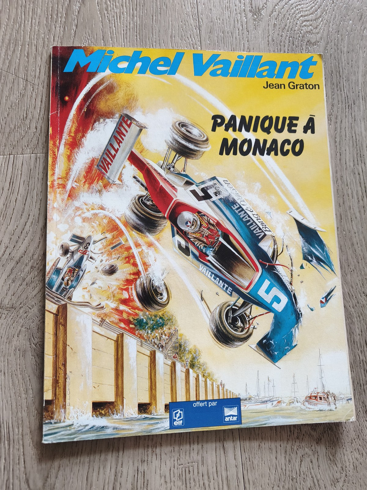 Ancien livre BD Michel Vaillant Panique à Monaco édition vintage collection rétr