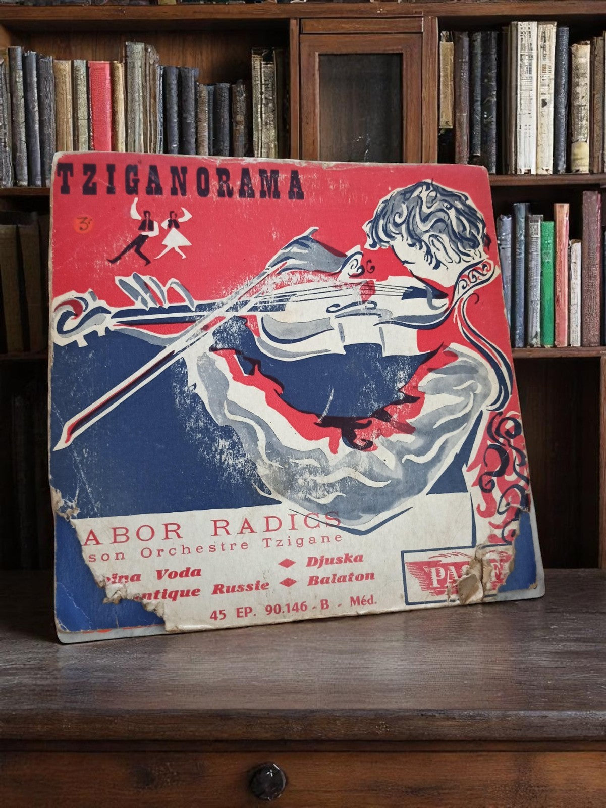 Vinyle 45 tours Tziganorama vintage, pochette illustrée, Abor Radics, EP ancien