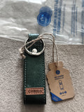 Porte-clés Cabaia vert foncé aspect cuir étiquette logo neuf keychain
