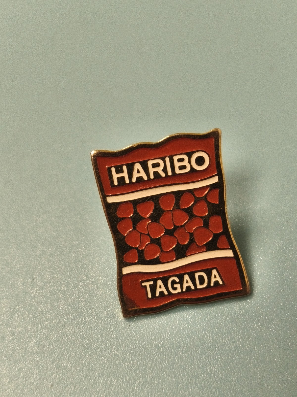 Vintage pin's Haribo Tagada ancien ? Émail rouge, collection sucreries, rare