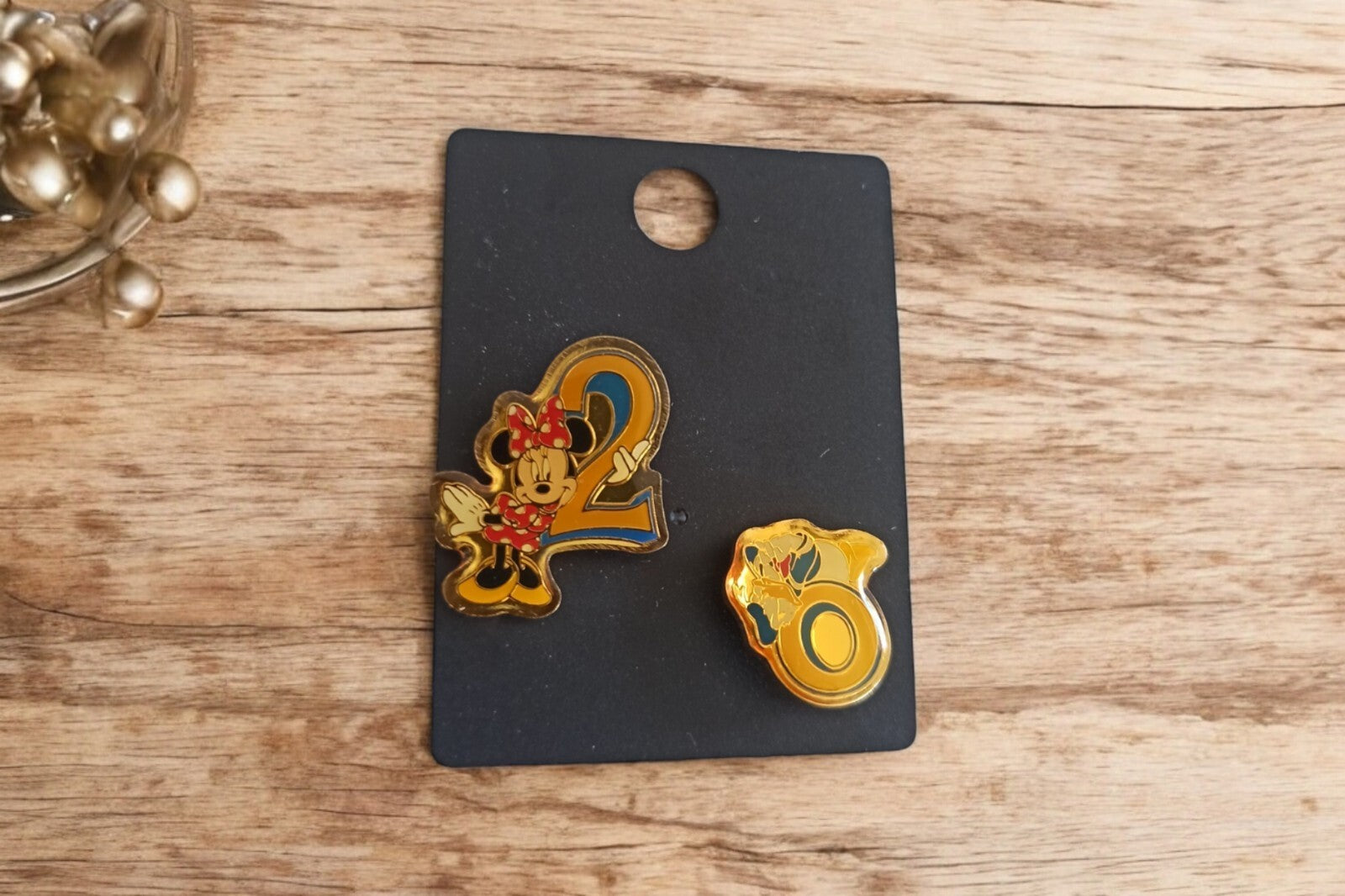 Pin's Tokyo Disneyland Minnie & Pluto doré, lot rare Disney années 2000