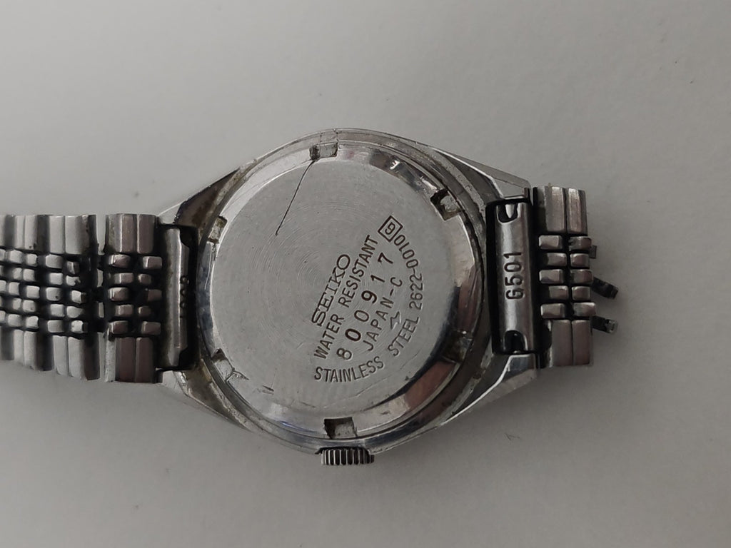Montre Seiko pour femme à quartz à réparer, montre-bracelet d'occasion à restaur