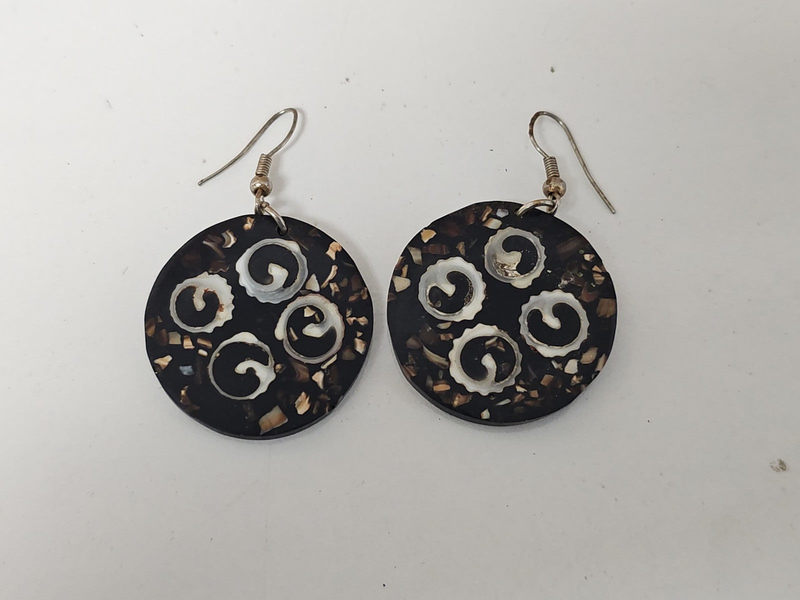 Paire de boucles d?oreilles rétro ancienne fantaisie vintage accessoire original