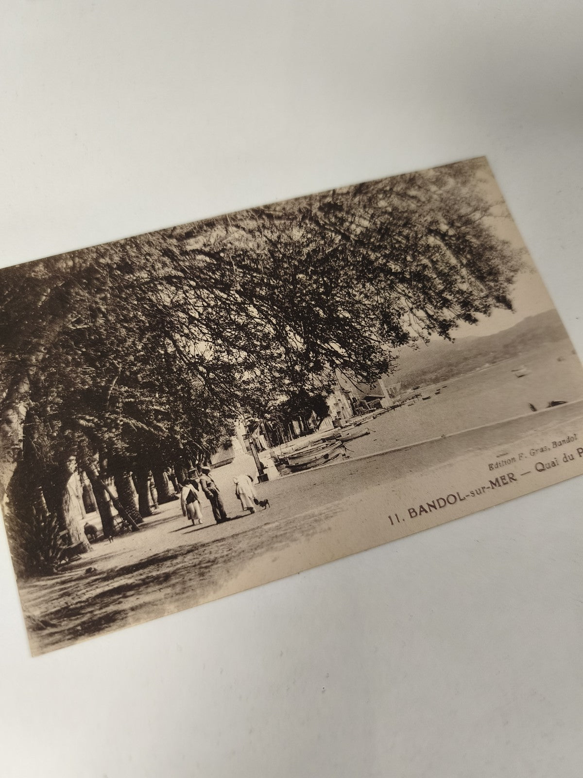 Carte postale vintage Bandol sur mer ancien visuel rétro collection France