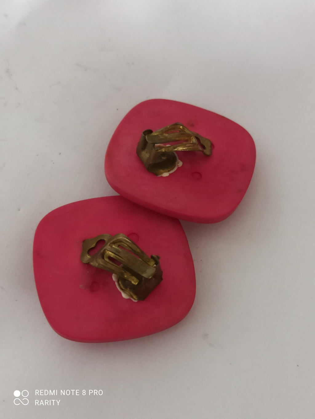 Paire boucles d’oreilles clips vintage rose carré rétro fantaisie années 80