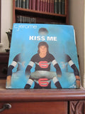 Vinyle 45 tours C. Jérôme Kiss Me rétro années 70 pochette bleue