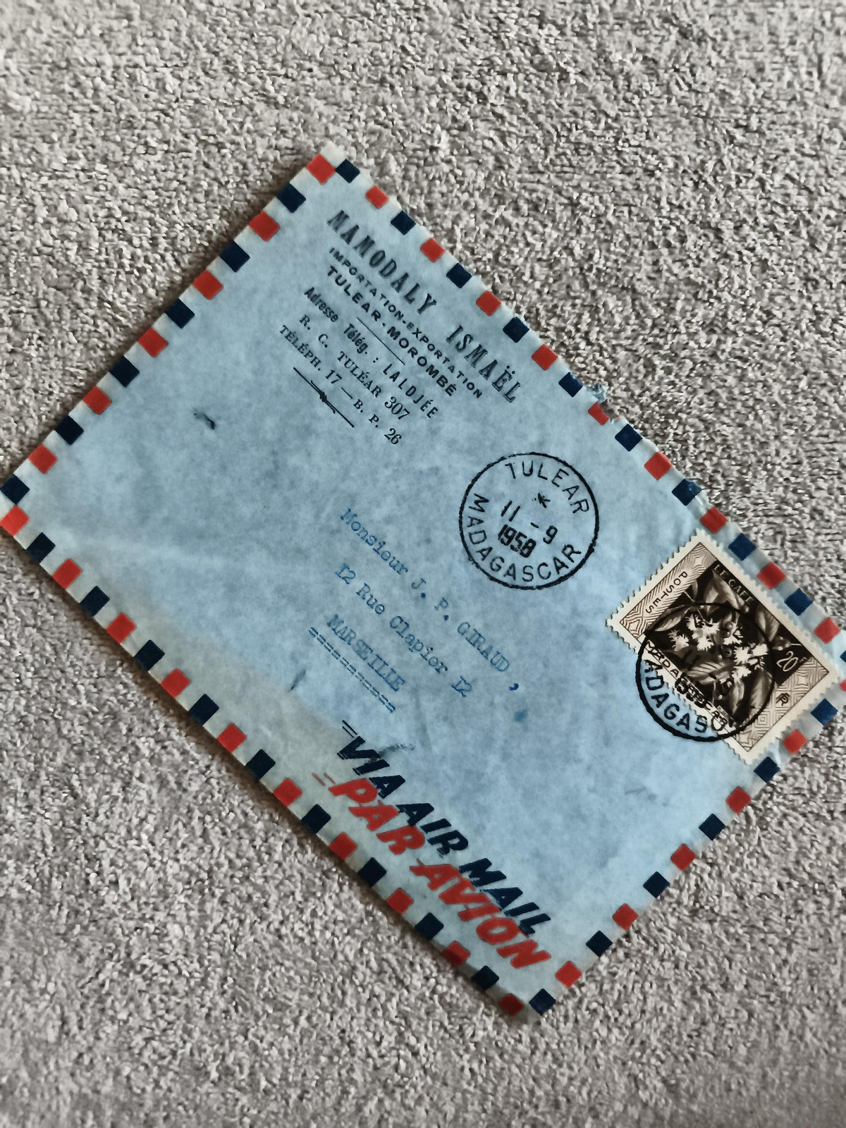 Lettre affranchie Madagascar 1959, timbre 20f, cachet Tulear, Par Avion
