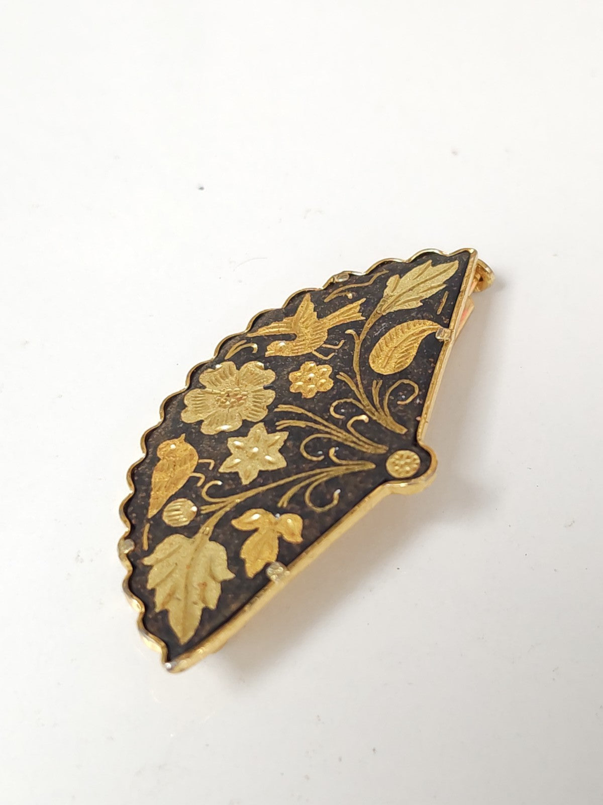Broche ancienne émaillée vintage rétro, bijou de collection, accessoire original